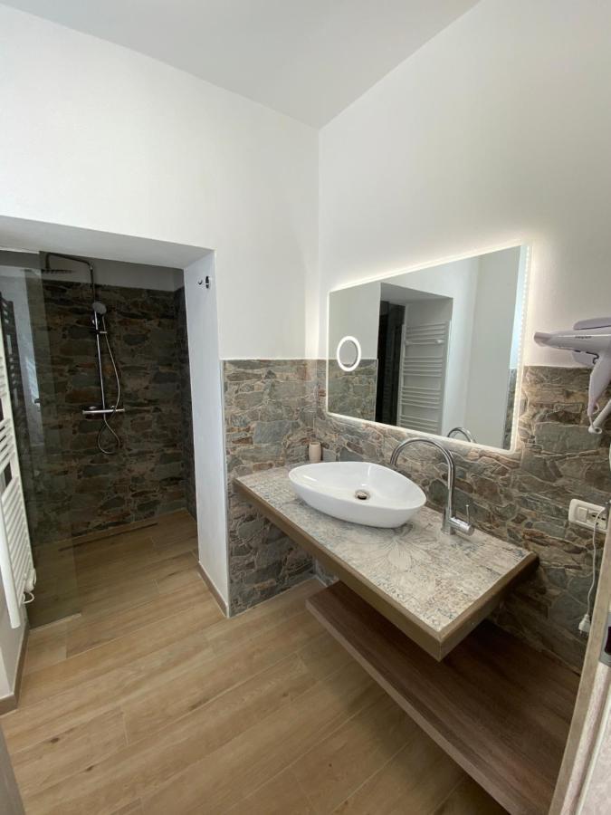 Around Lago Maggiore Apartments Reno Di Leggiuno Εξωτερικό φωτογραφία