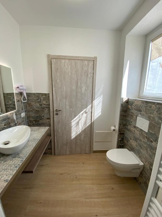 Around Lago Maggiore Apartments Reno Di Leggiuno Εξωτερικό φωτογραφία